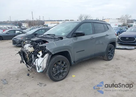 2023 Jeep Compass Altitude 4X4 from USA, damaged, VIN 3C4NJDBN3PT536313